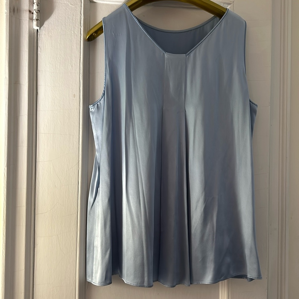 Lafayette 148 sleeveless blue silk blouse